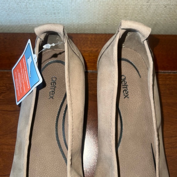 NWT Aetrex Brianna Flats Size 7.5 - Picture 3 of 11